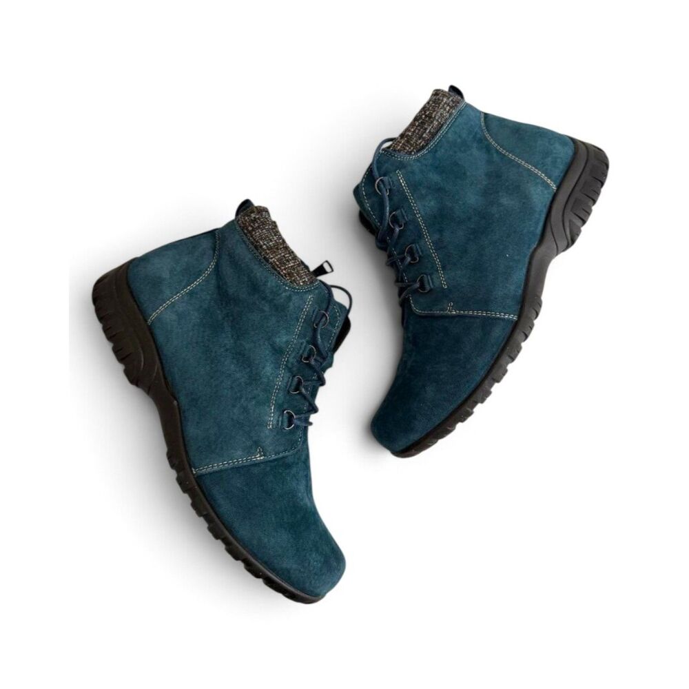 Propét Delaney Water Resistant Bootie Dark Teal Suede Bootie, NEW! 9.5 Wide